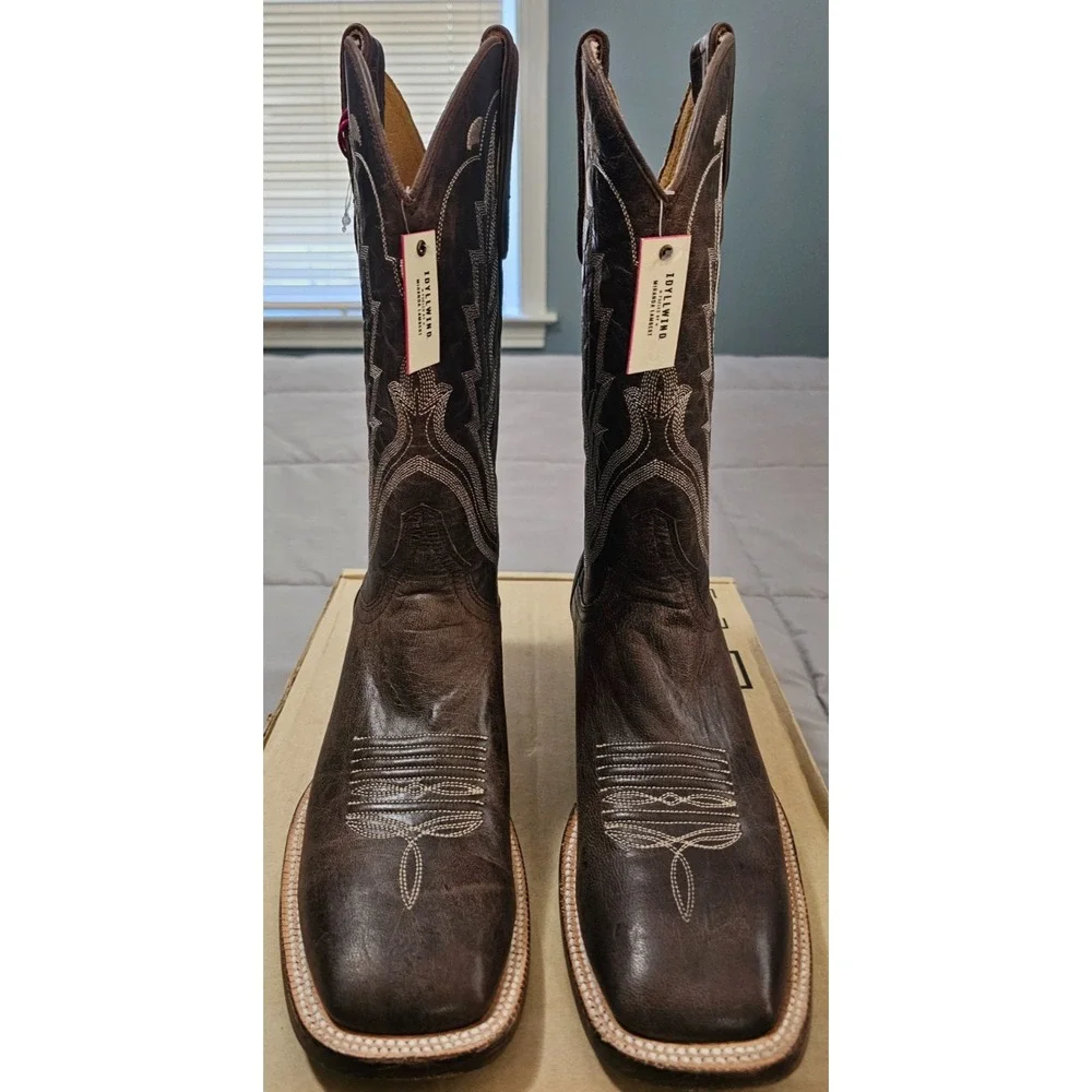 Idyllwind® (Women's 9.5 B) Outlaw™ Performance Western Boot in Dark Brown - $220